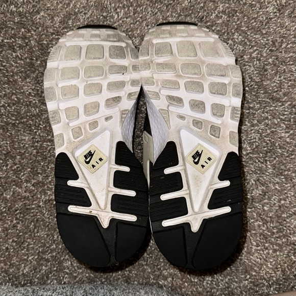 Nike Air Huarache Run Ultra women’s size 8 - Picture 5 of 6